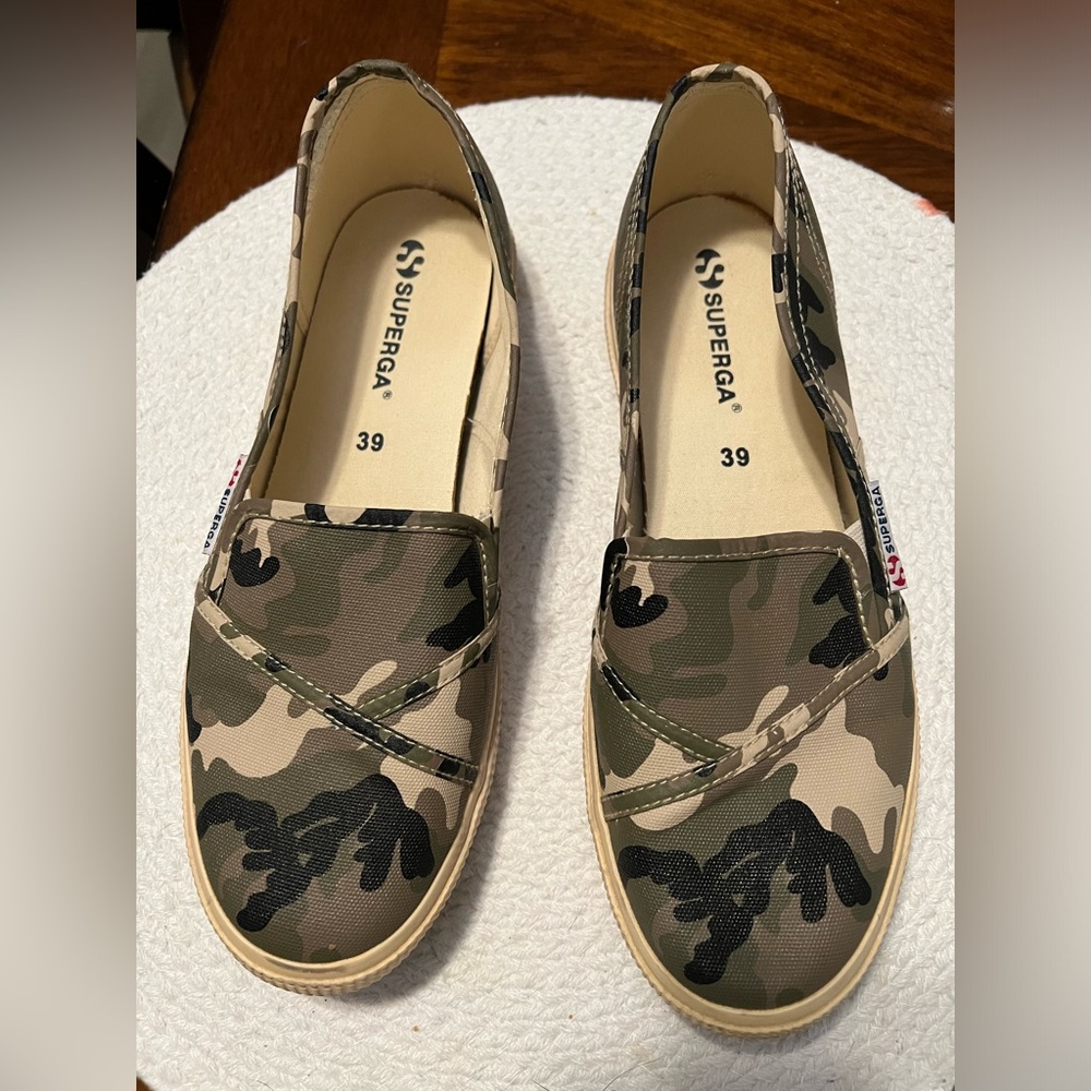 Superga Camo Canvas Slip On Sneakers Size 6.5